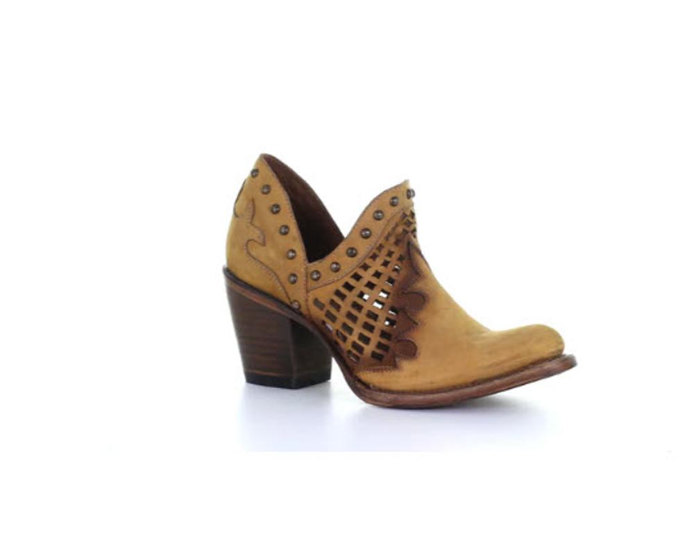Circle G Yellow CutOut with Studs Bootie Round Toe