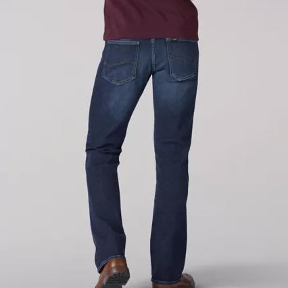 Lee Mens Extreme Motion Stretch Cruz RegularFit BootCut Jeans