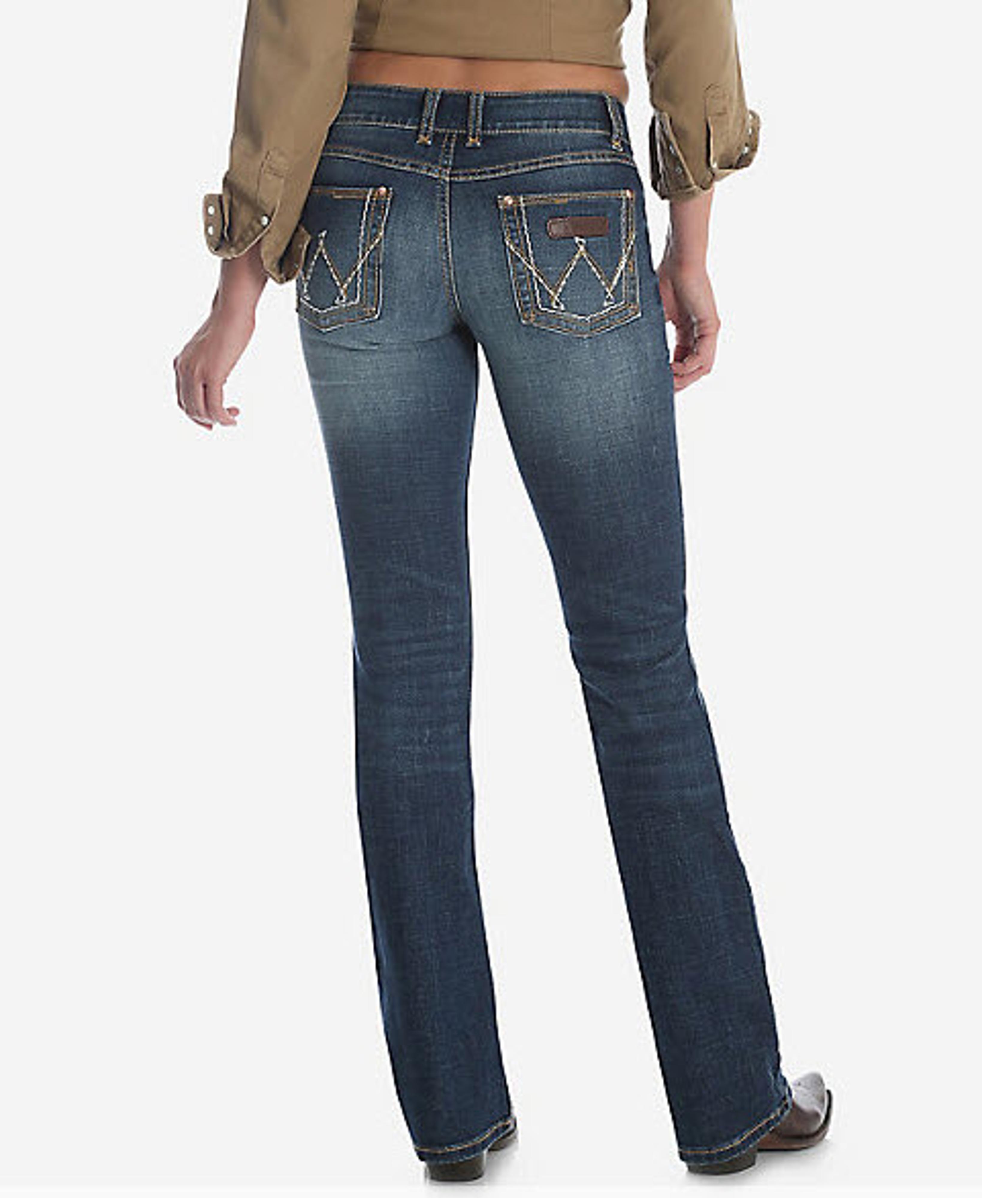 Wrangler Womens Retro Mae Fit Mid-Rise Jean | Renegade Stores